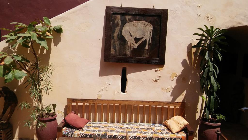 Maison Augustin Ly Gorée المظهر الخارجي الصورة