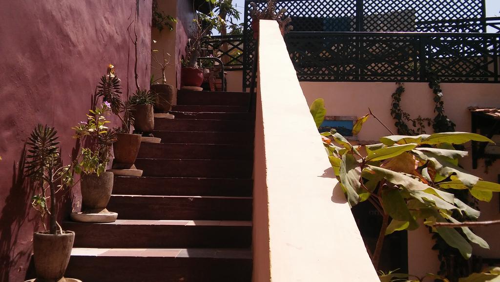 Maison Augustin Ly Gorée المظهر الخارجي الصورة