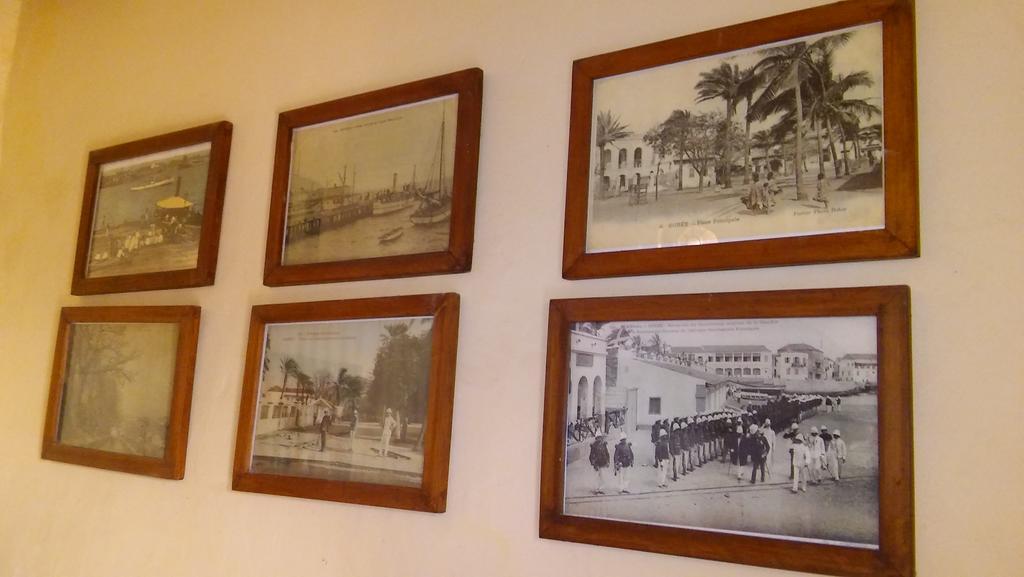 Maison Augustin Ly Gorée المظهر الخارجي الصورة