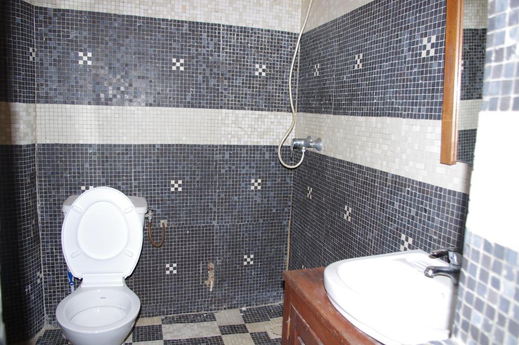 Maison Augustin Ly Gorée الغرفة الصورة